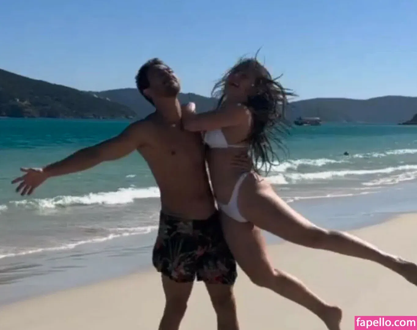 Larissa Manoela Onlyfans Photo Gallery 