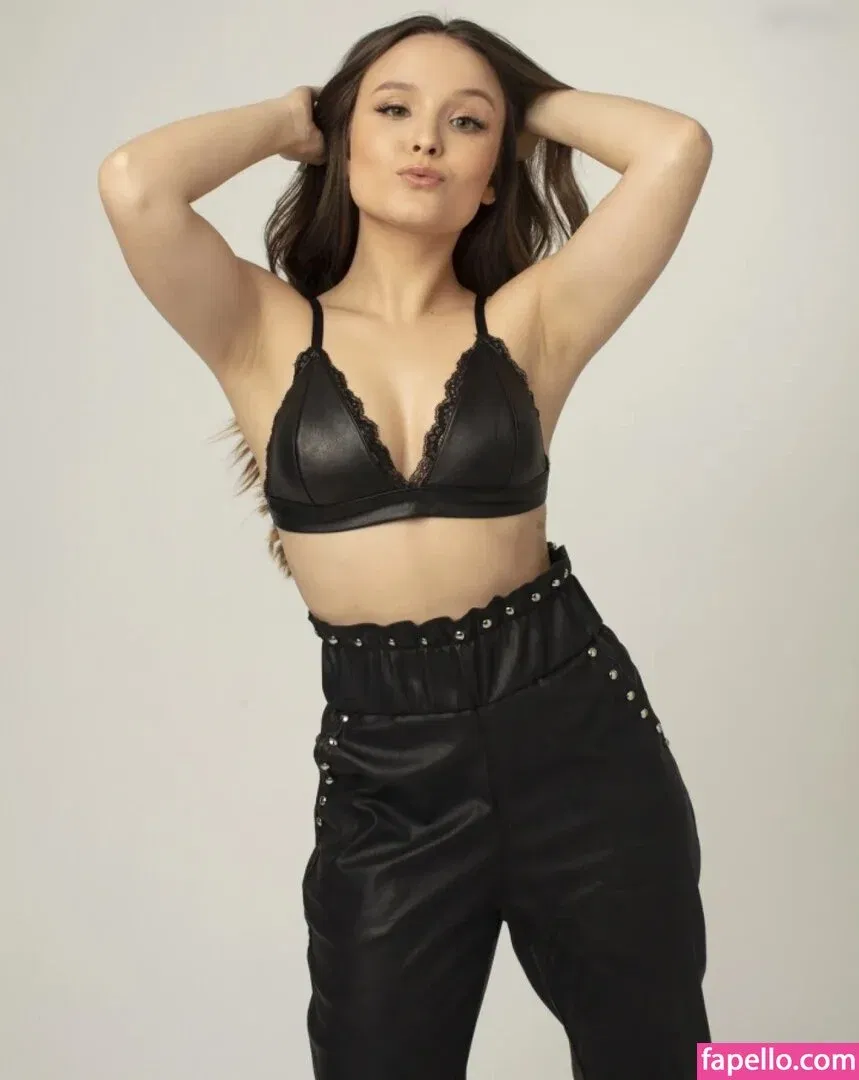 Larissa Manoela Onlyfans Photo Gallery 