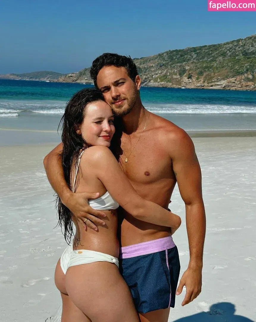 Larissa Manoela Onlyfans Photo Gallery 