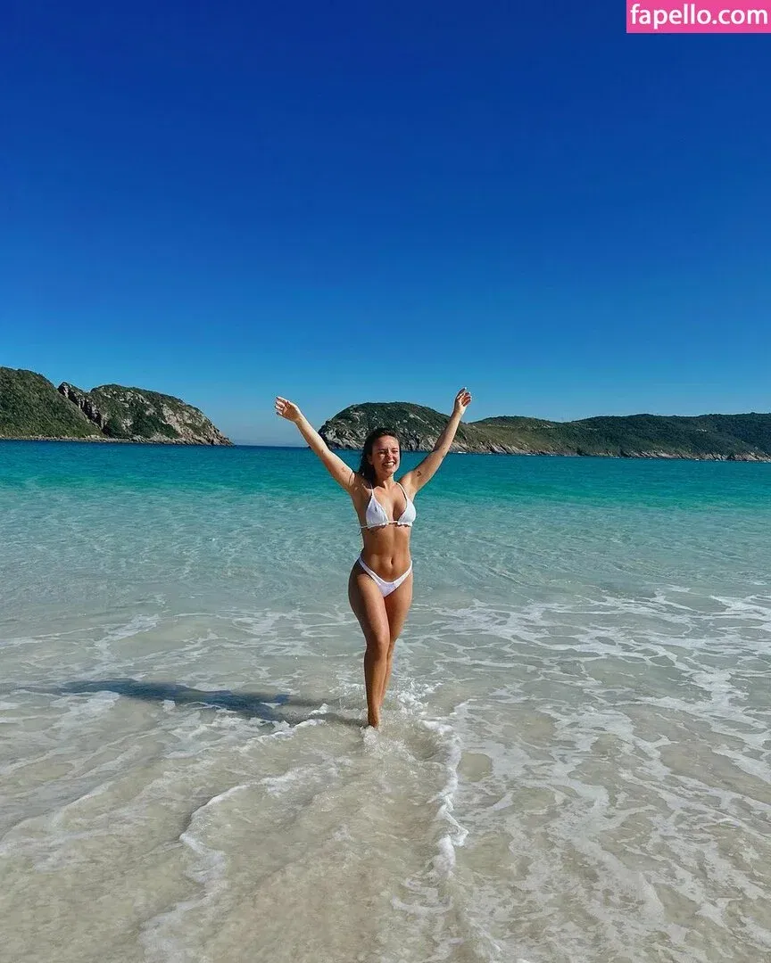 Larissa Manoela Onlyfans Photo Gallery 