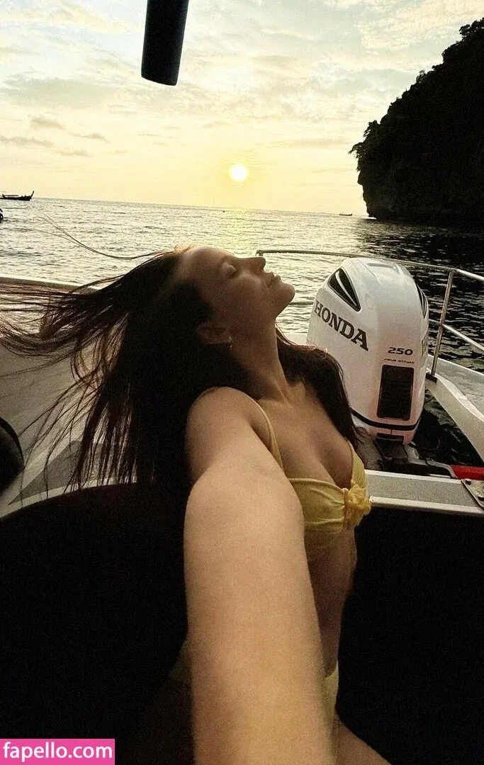 Larissa Manoela Onlyfans Photo Gallery 