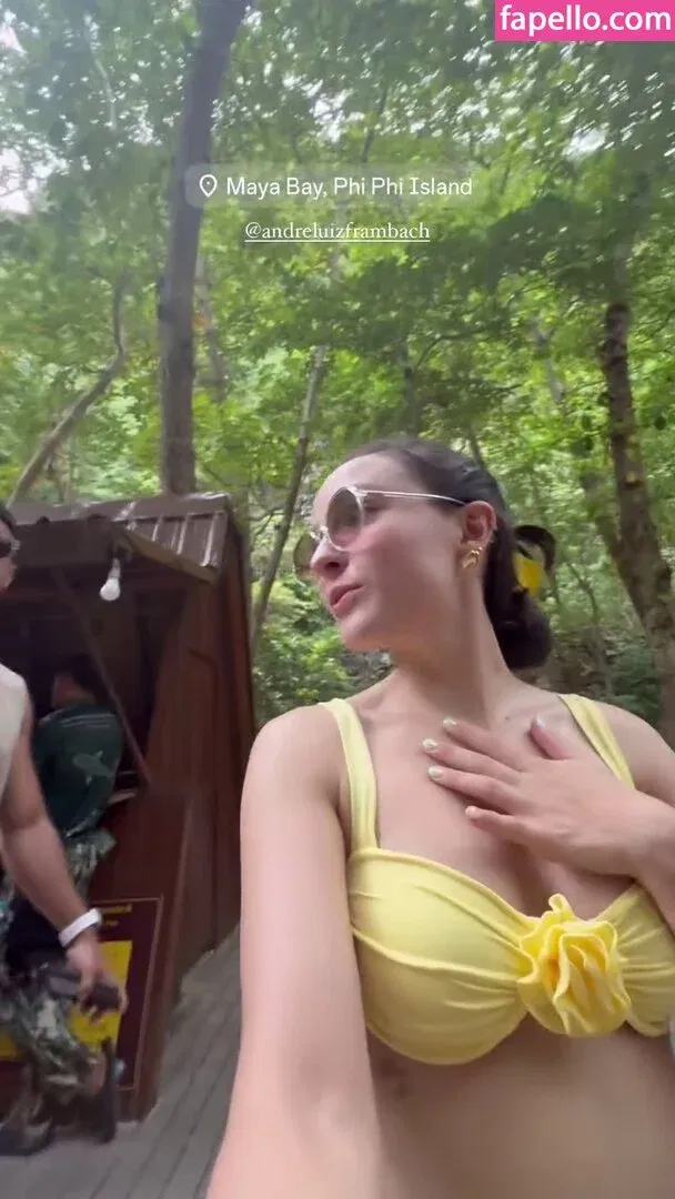 Larissa Manoela Onlyfans Photo Gallery 