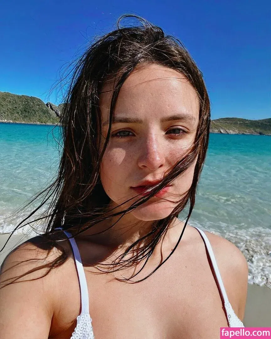 Larissa Manoela Onlyfans Photo Gallery 