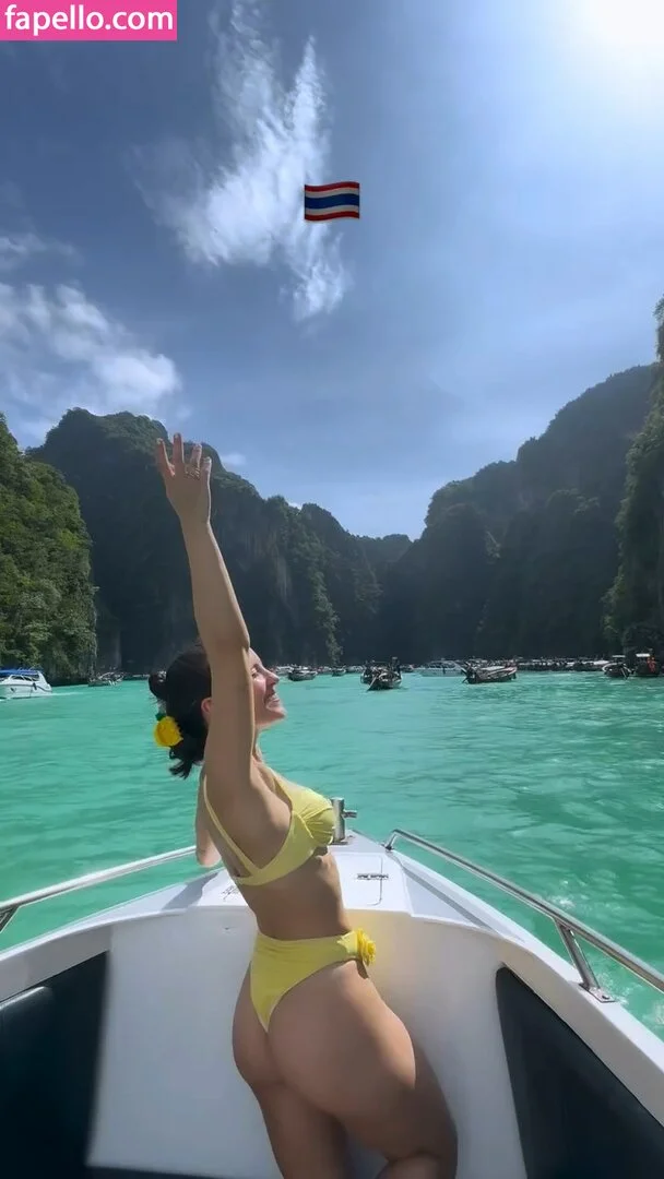 Larissa Manoela Onlyfans Photo Gallery 