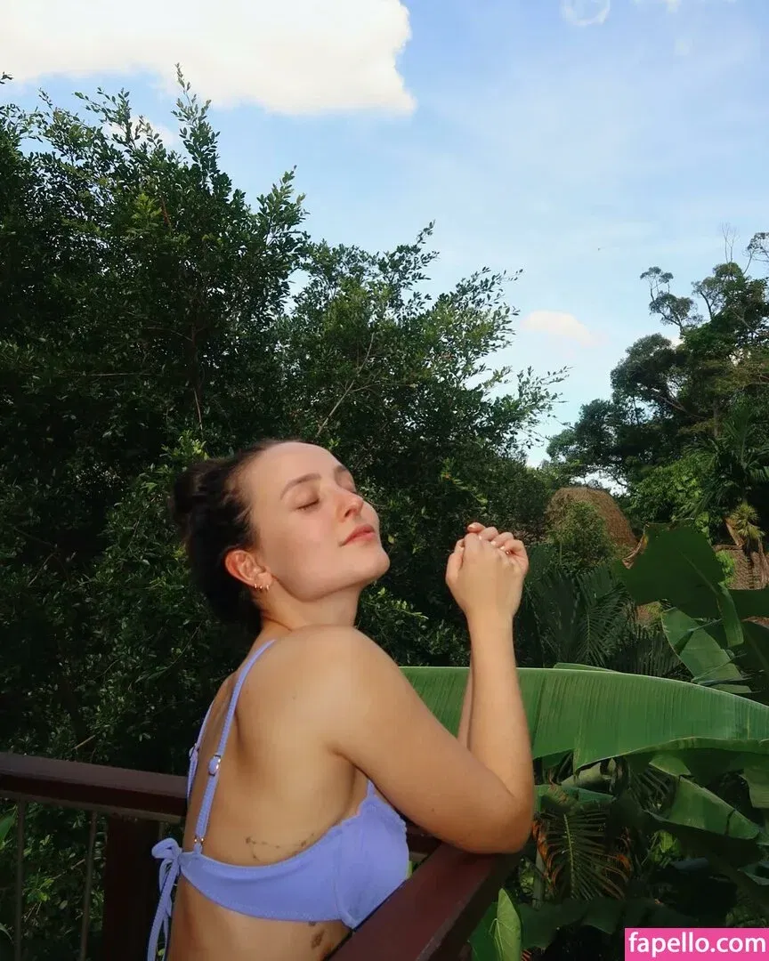 Larissa Manoela Onlyfans Photo Gallery 