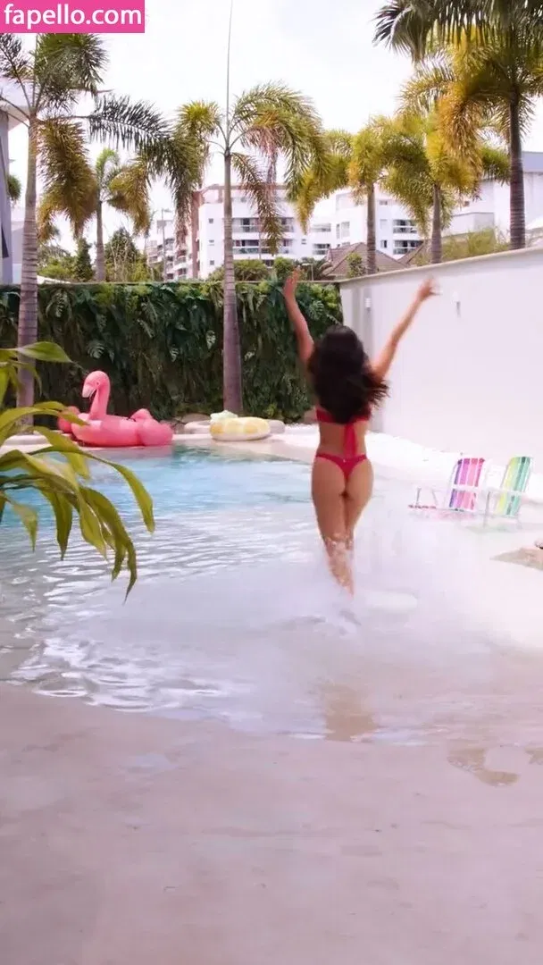 Larissa Manoela Onlyfans Photo Gallery 