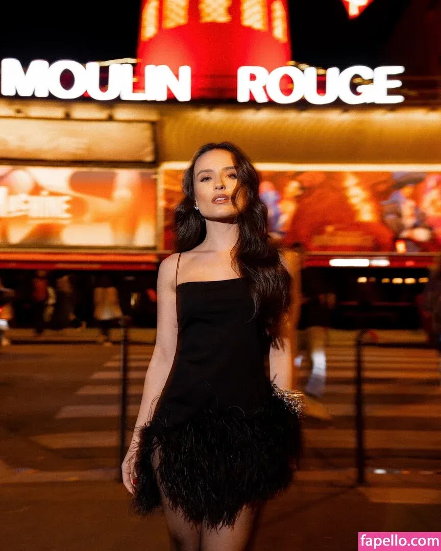 Larissa Manoela Onlyfans Photo Gallery 