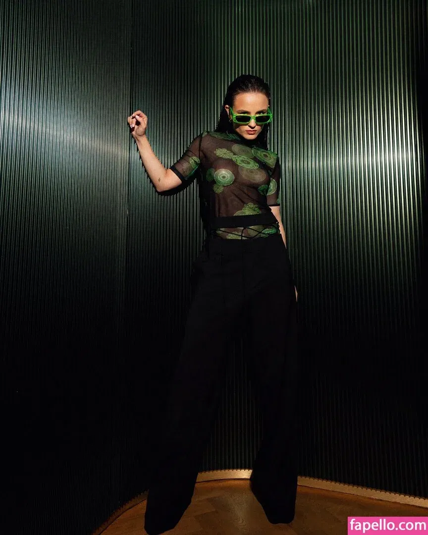 Larissa Manoela Onlyfans Photo Gallery 