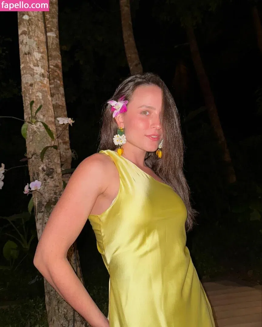 Larissa Manoela Onlyfans Photo Gallery 