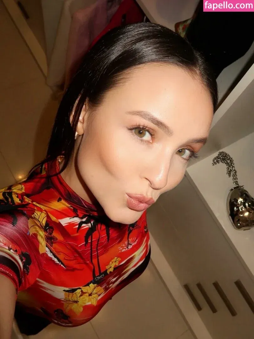 Larissa Manoela Onlyfans Photo Gallery 