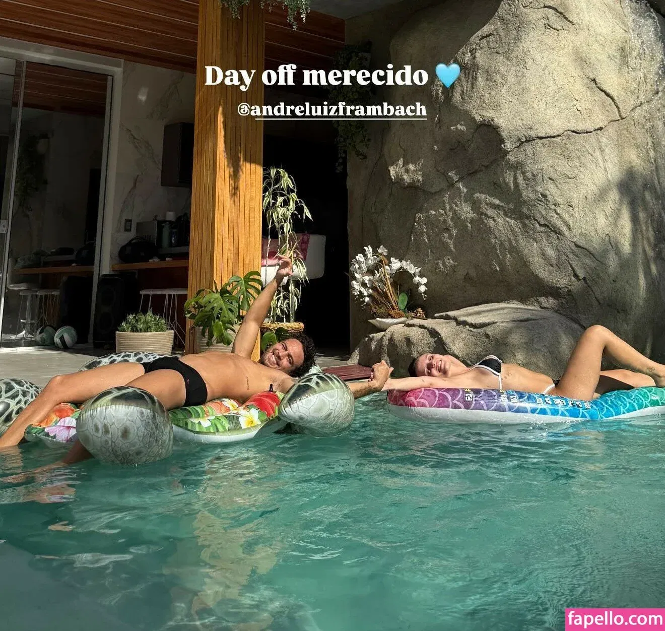 Larissa Manoela Onlyfans Photo Gallery 