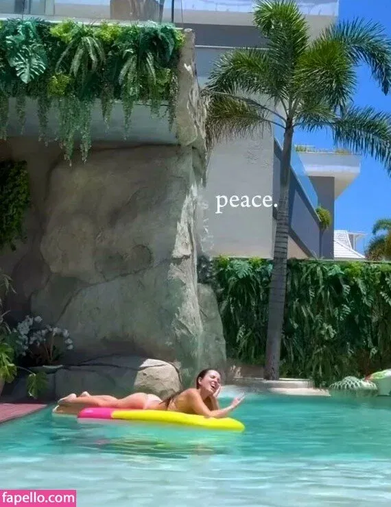 Larissa Manoela Onlyfans Photo Gallery 