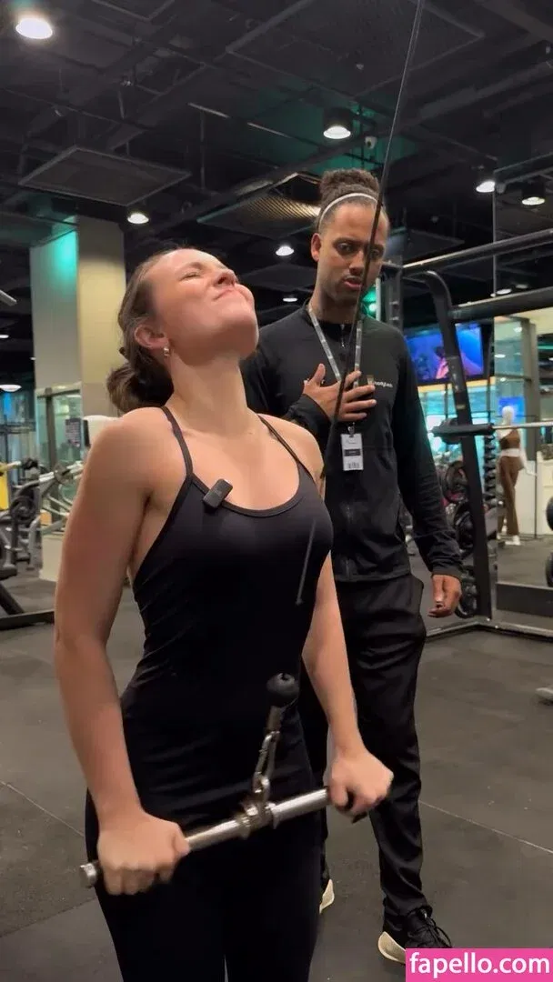 Larissa Manoela Onlyfans Photo Gallery 