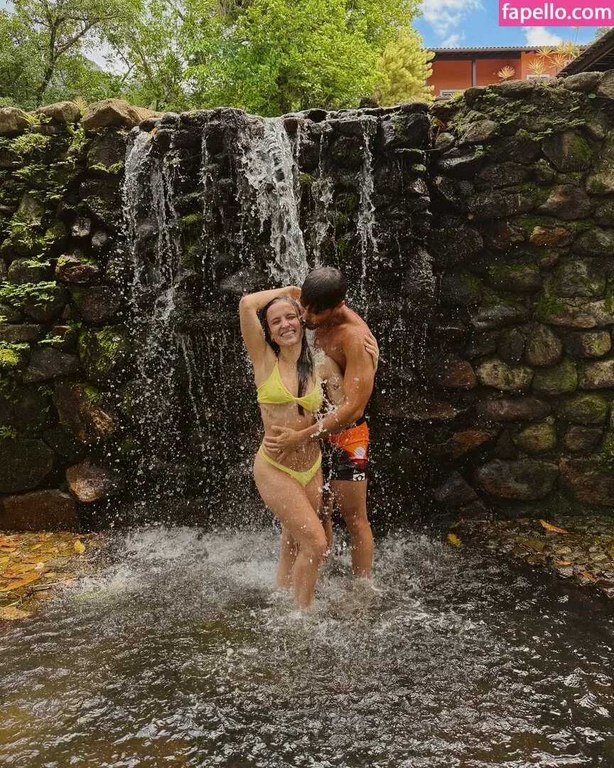 Larissa Manoela Onlyfans Photo Gallery 