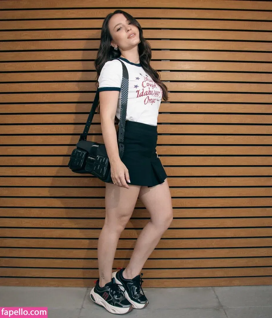 Larissa Manoela Onlyfans Photo Gallery 