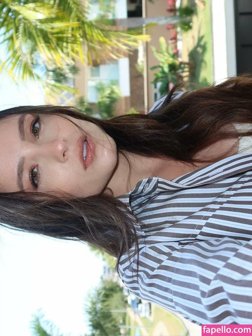 Larissa Manoela Onlyfans Photo Gallery 