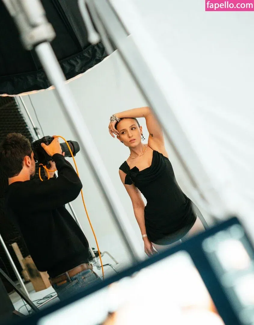 Larissa Manoela Onlyfans Photo Gallery 