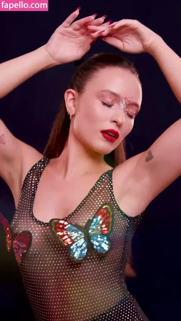 Larissa Manoela Onlyfans Photo Gallery 