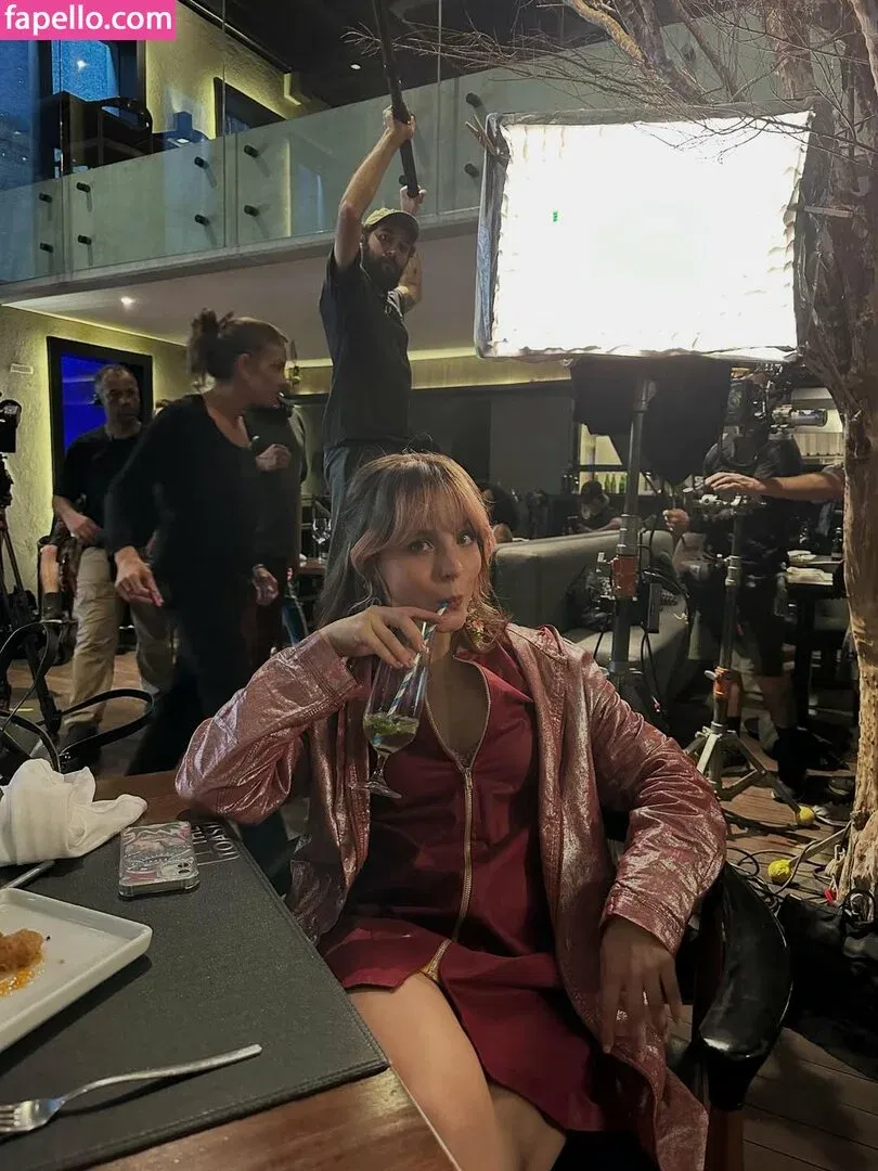 Larissa Manoela Onlyfans Photo Gallery 