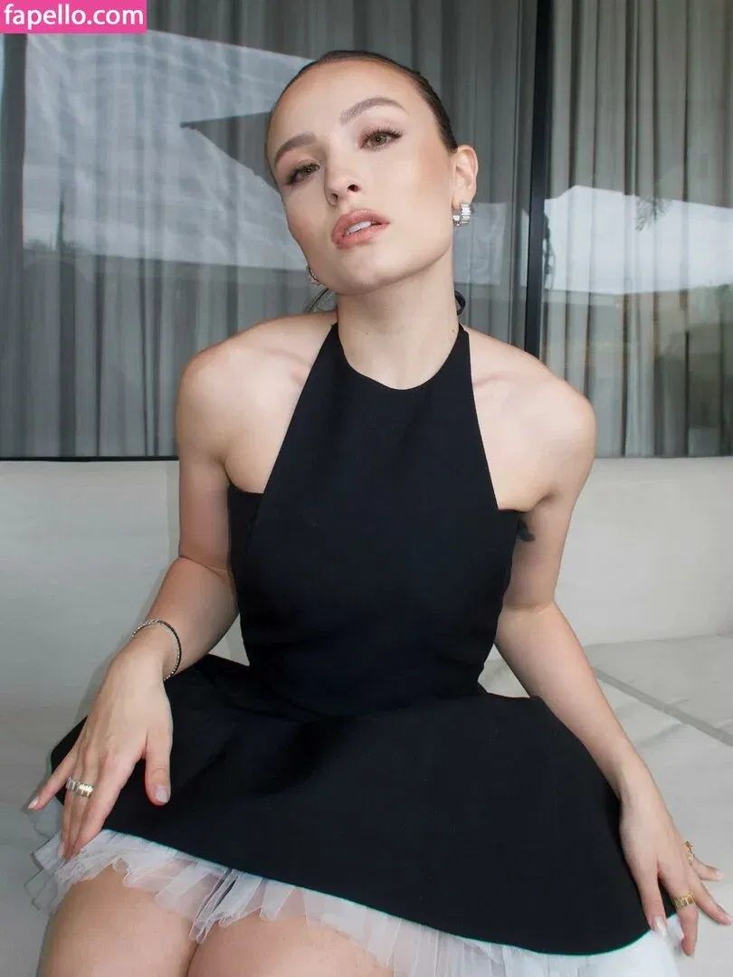 Larissa Manoela Onlyfans Photo Gallery 