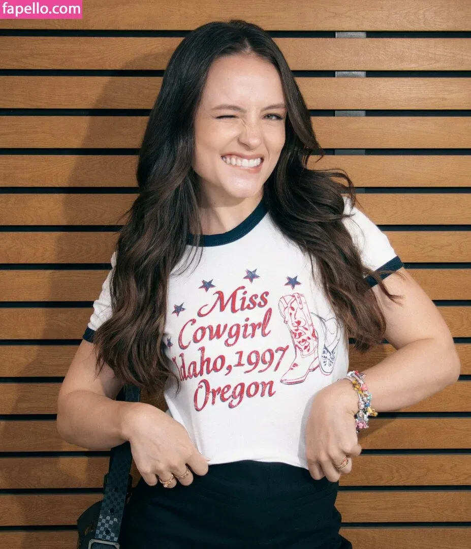 Larissa Manoela Onlyfans Photo Gallery 