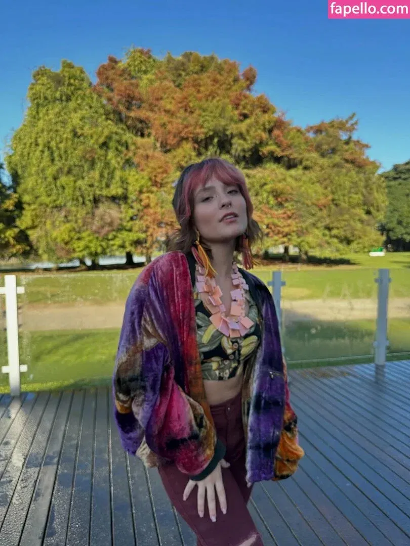 Larissa Manoela Onlyfans Photo Gallery 