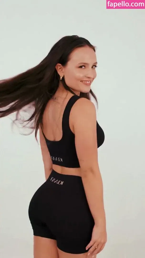 Larissa Manoela Onlyfans Photo Gallery 