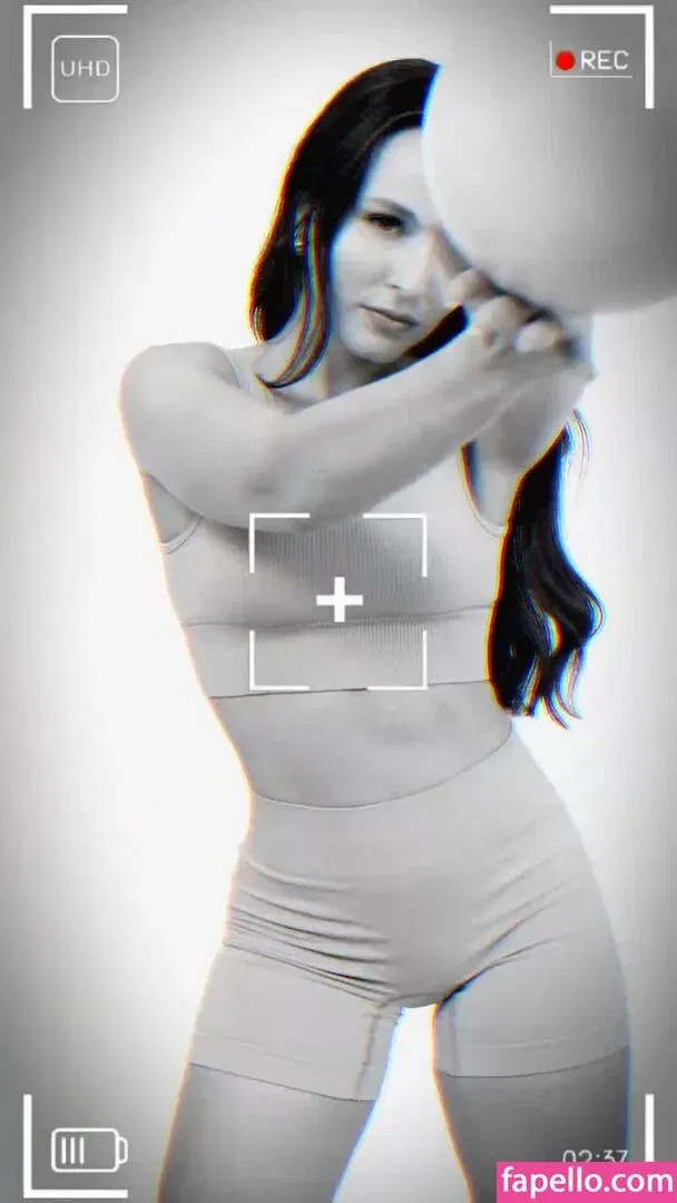 Larissa Manoela Onlyfans Photo Gallery 