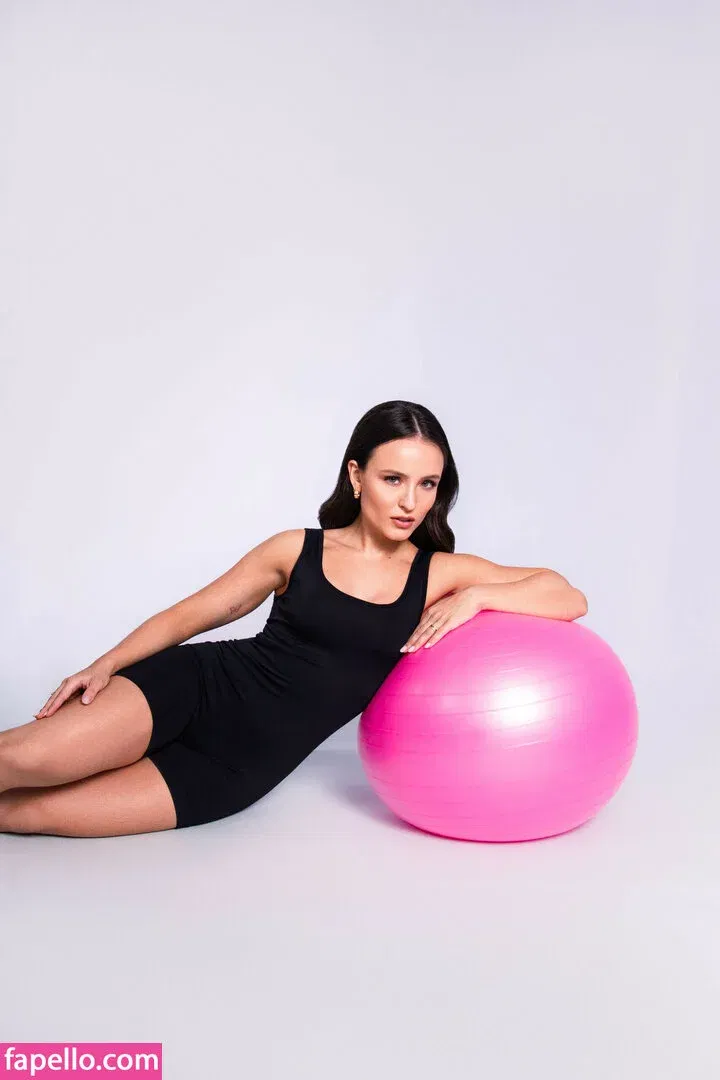 Larissa Manoela Onlyfans Photo Gallery 