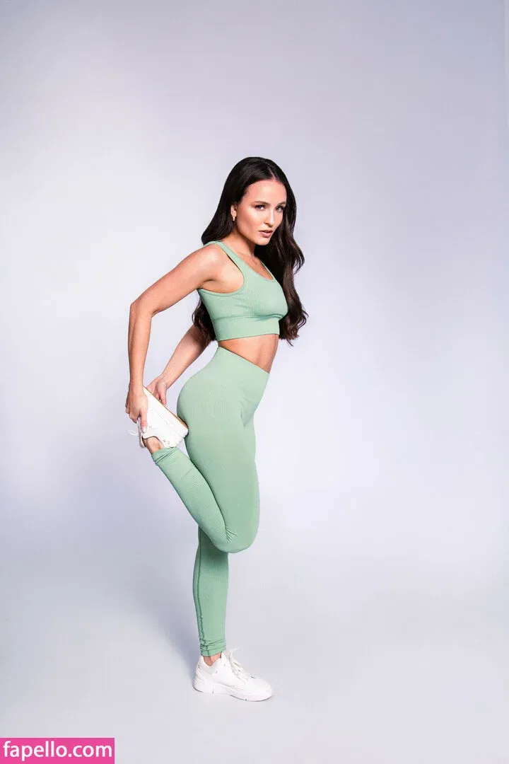 Larissa Manoela Onlyfans Photo Gallery 