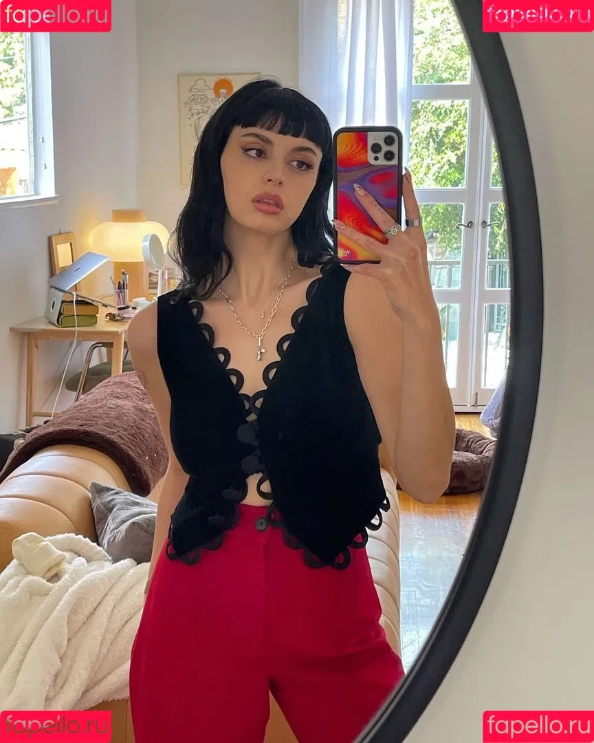 Rebecca Black Onlyfans Photo Gallery 
