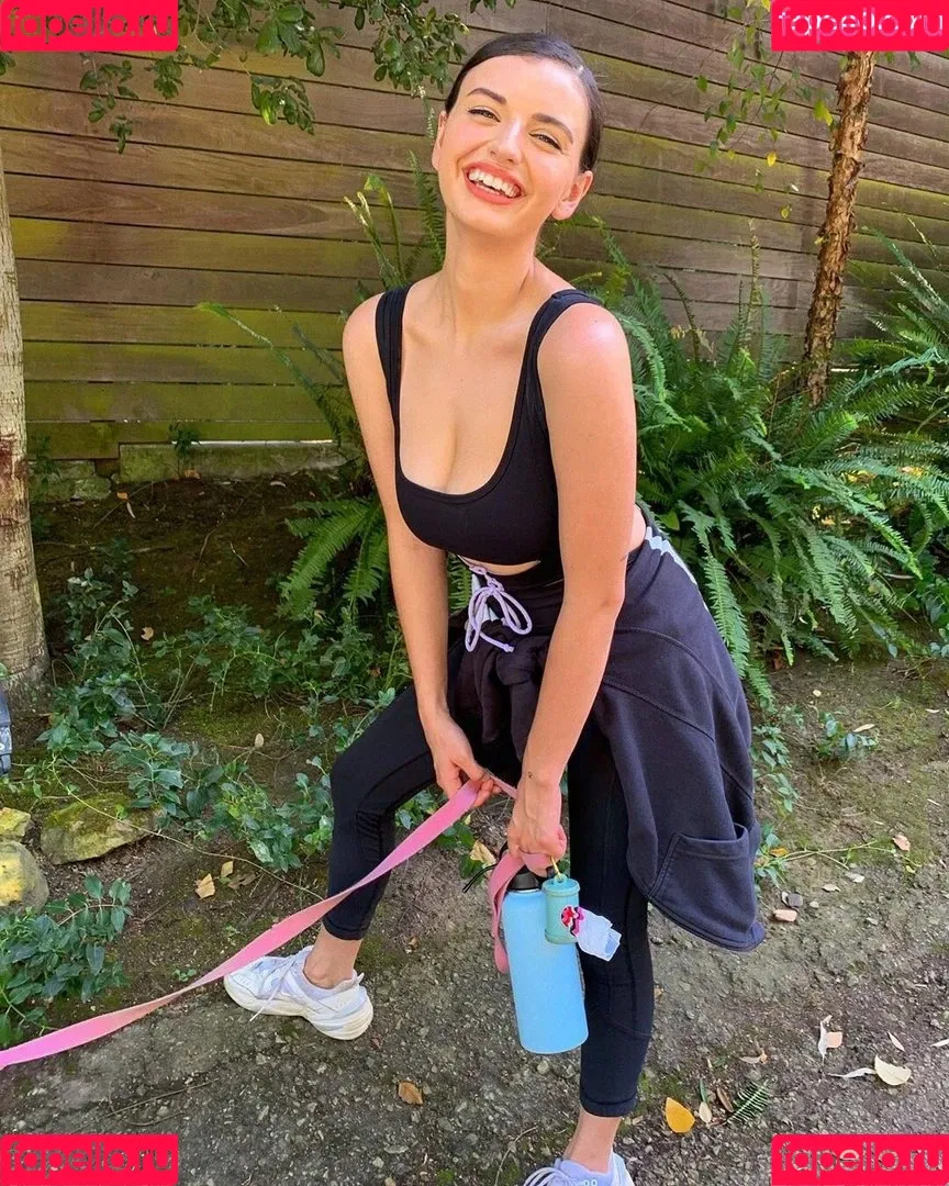 Rebecca Black Onlyfans Photo Gallery 