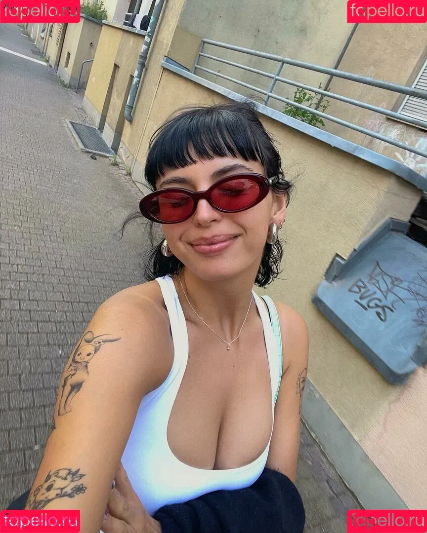 Rebecca Black Onlyfans Photo Gallery 