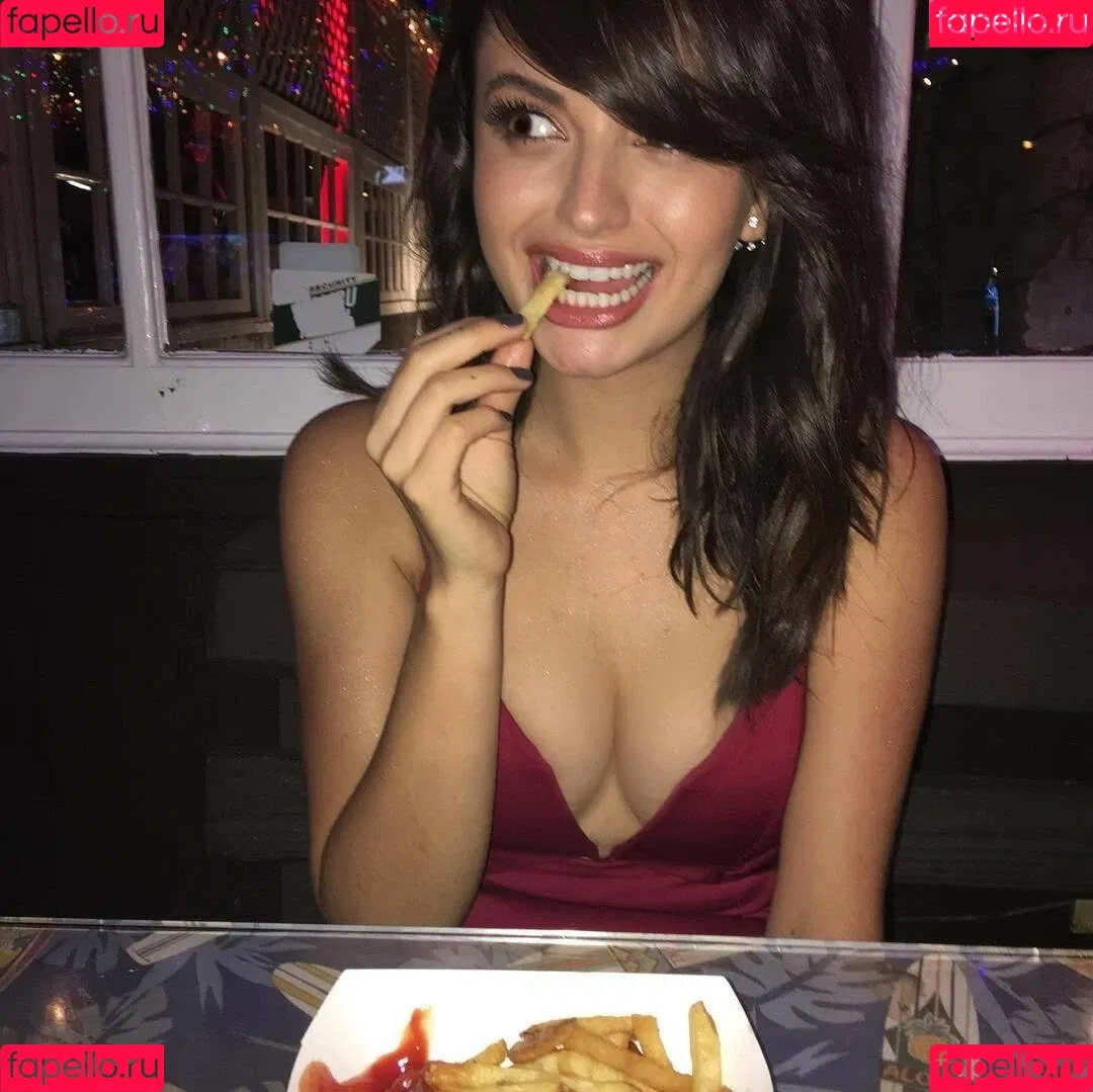Rebecca Black Onlyfans Photo Gallery 