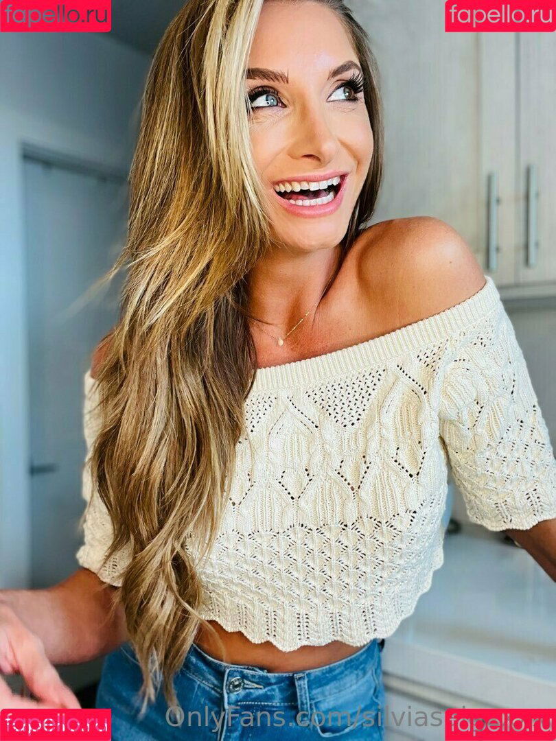 silviasaigexxx Onlyfans Photo Gallery 