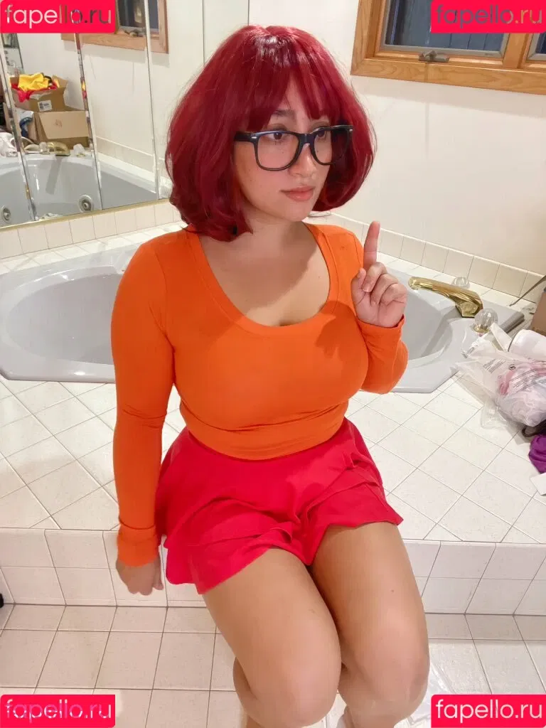 Nikki Geeks Onlyfans Photo Gallery 