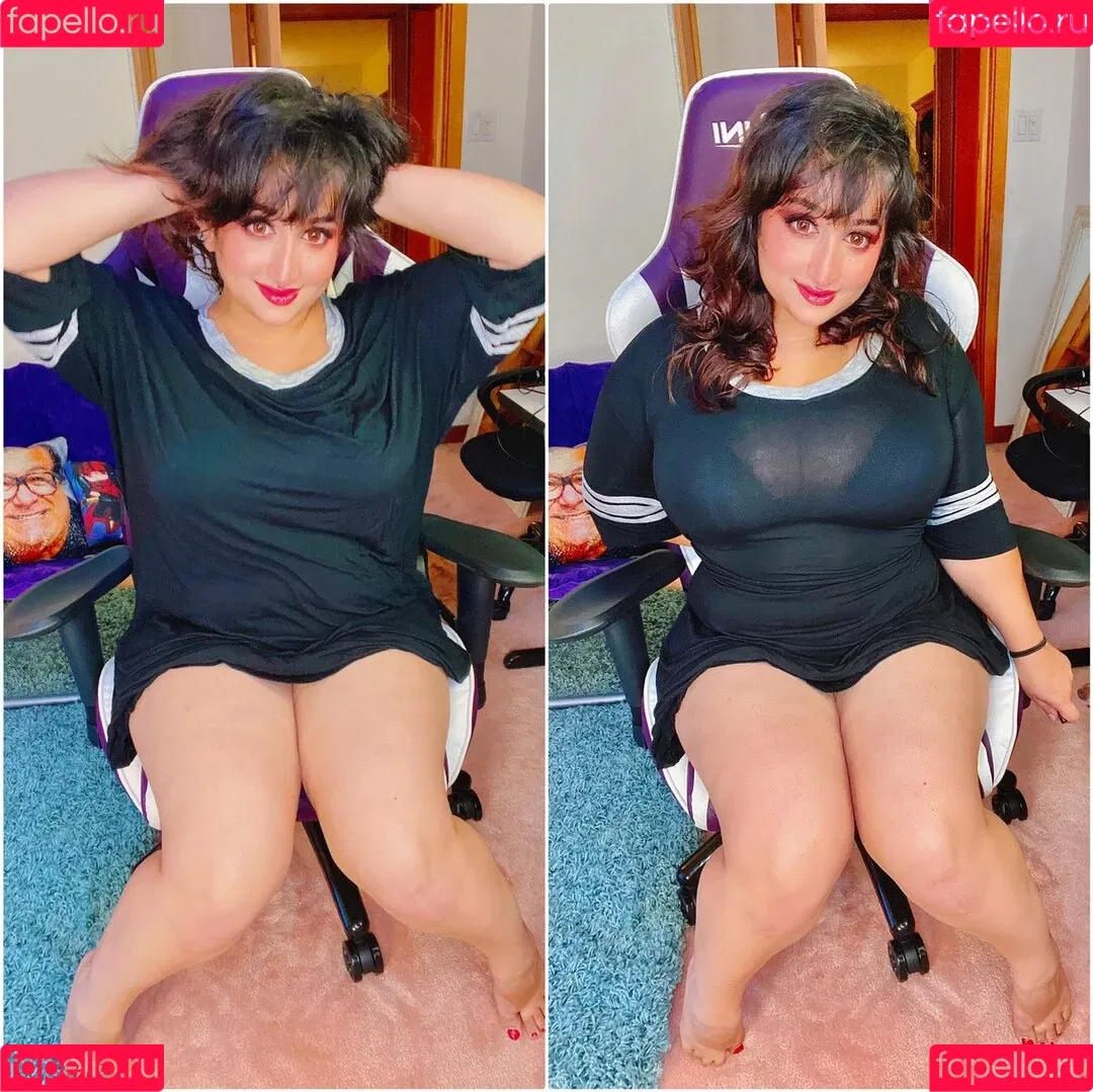 Nikki Geeks Onlyfans Photo Gallery 