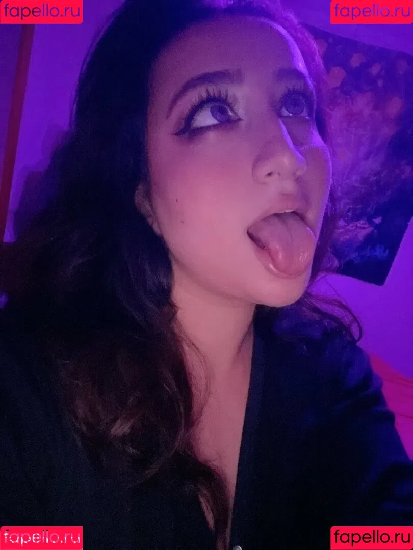 Nikki Geeks Onlyfans Photo Gallery 