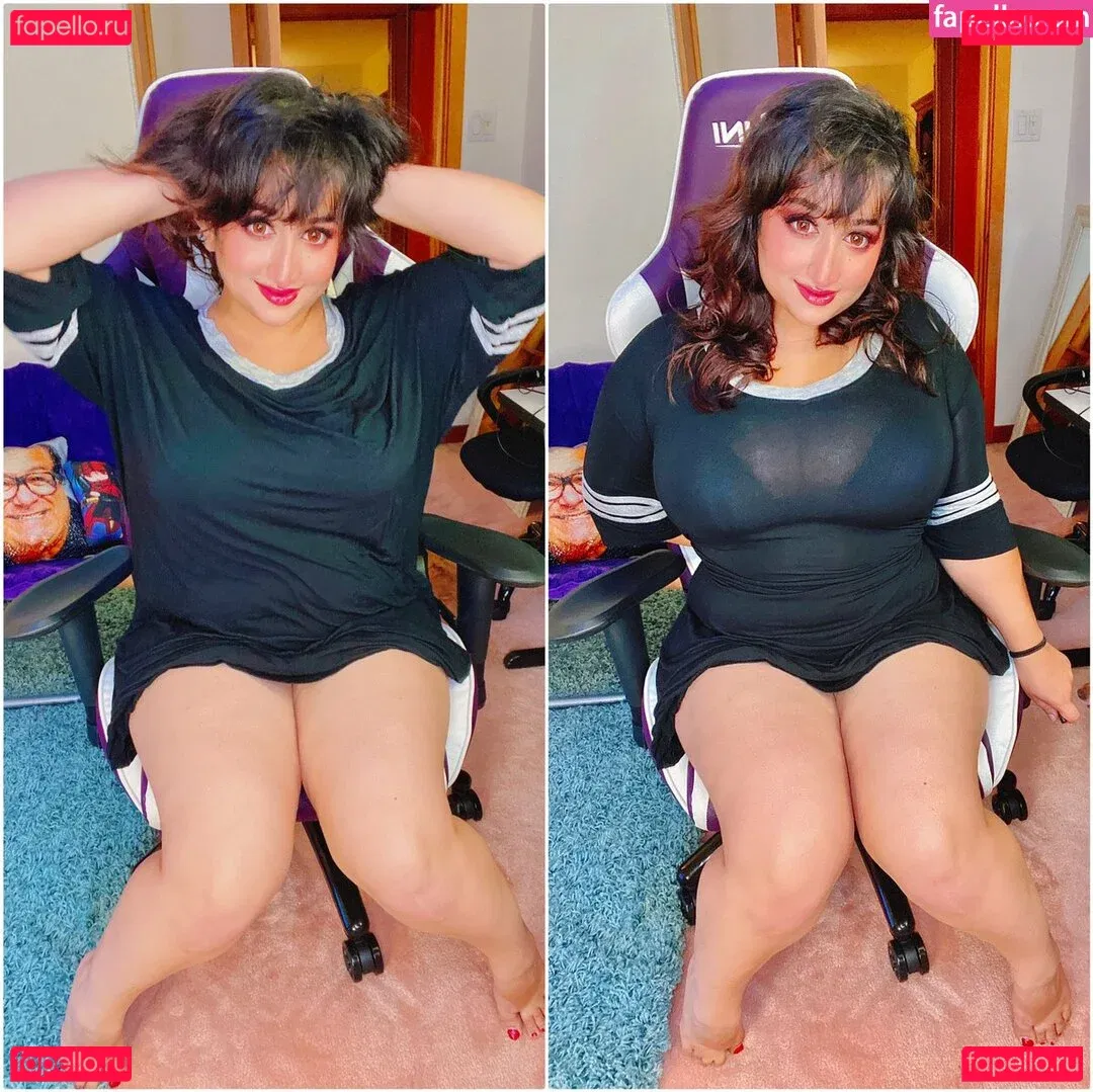 Nikki Geeks Onlyfans Photo Gallery 