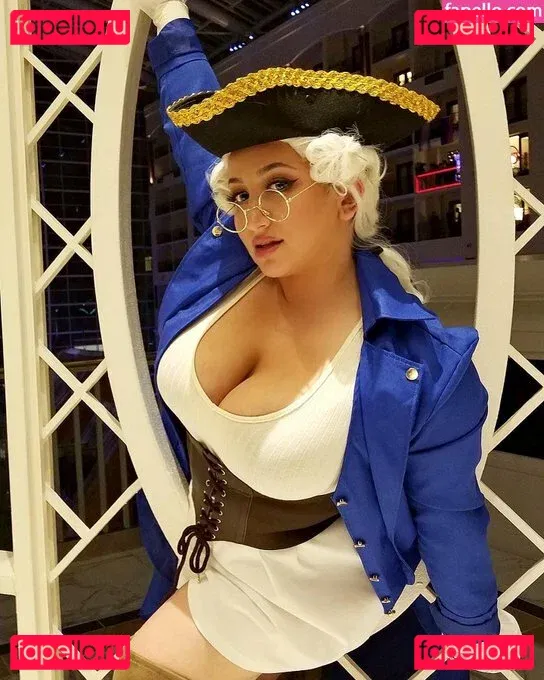 Nikki Geeks Onlyfans Photo Gallery 