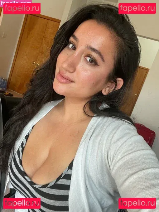 Nikki Geeks Onlyfans Photo Gallery 