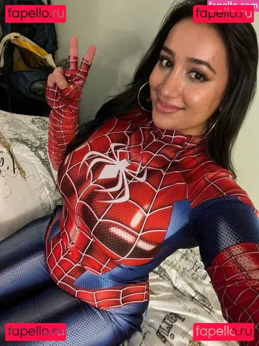 Nikki Geeks Onlyfans Photo Gallery 