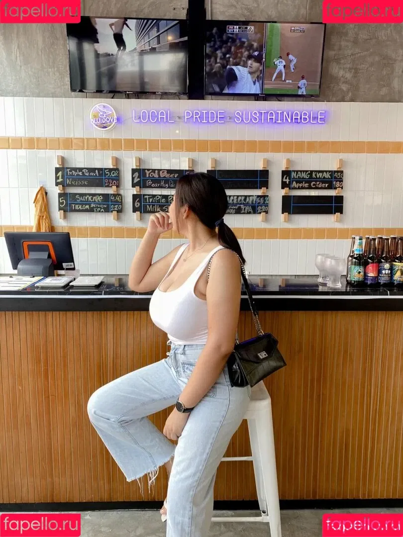 Aoy Chitchanok Onlyfans Photo Gallery 