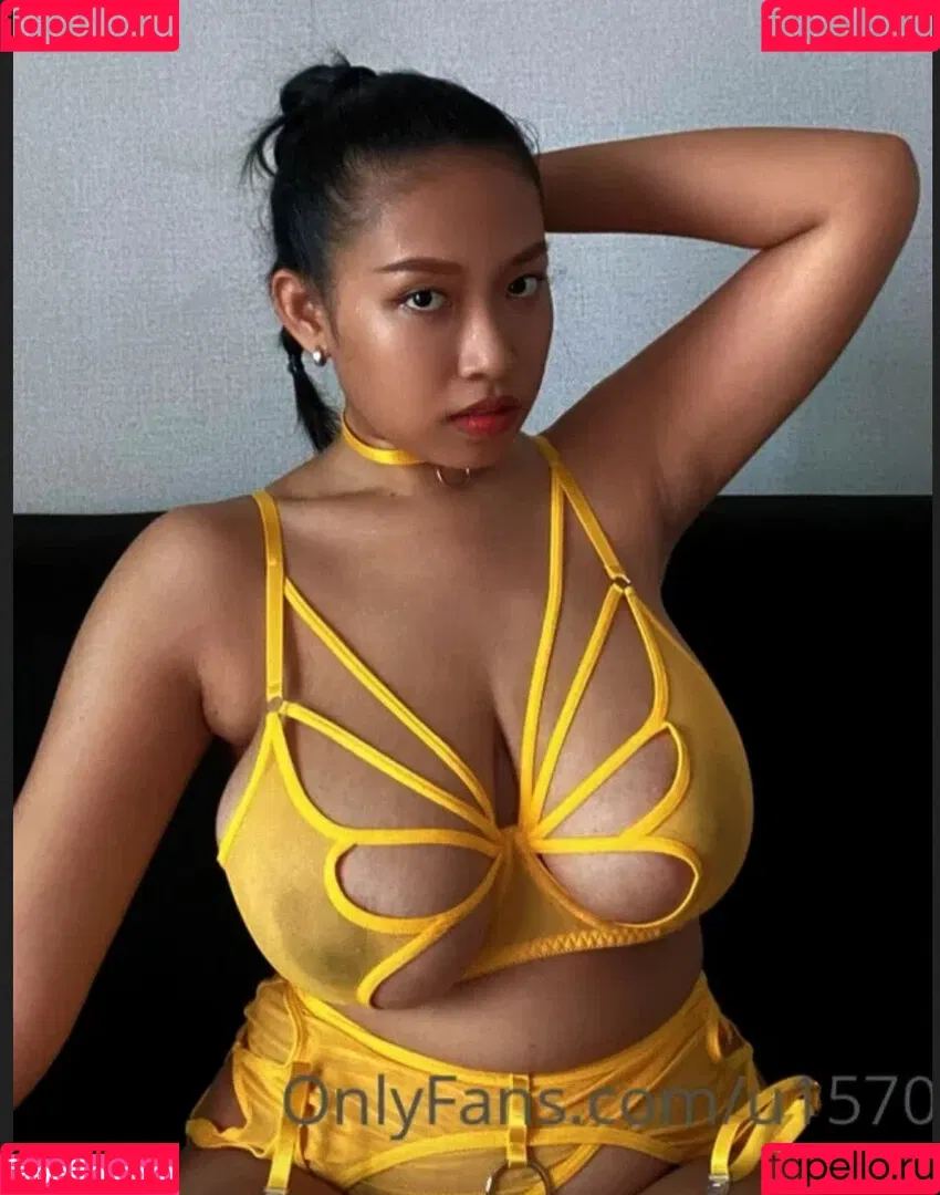 Aoy Chitchanok Onlyfans Photo Gallery 