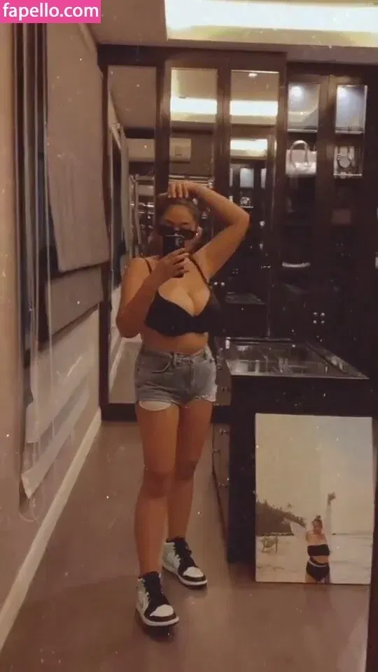 Aoy Chitchanok Onlyfans Photo Gallery 