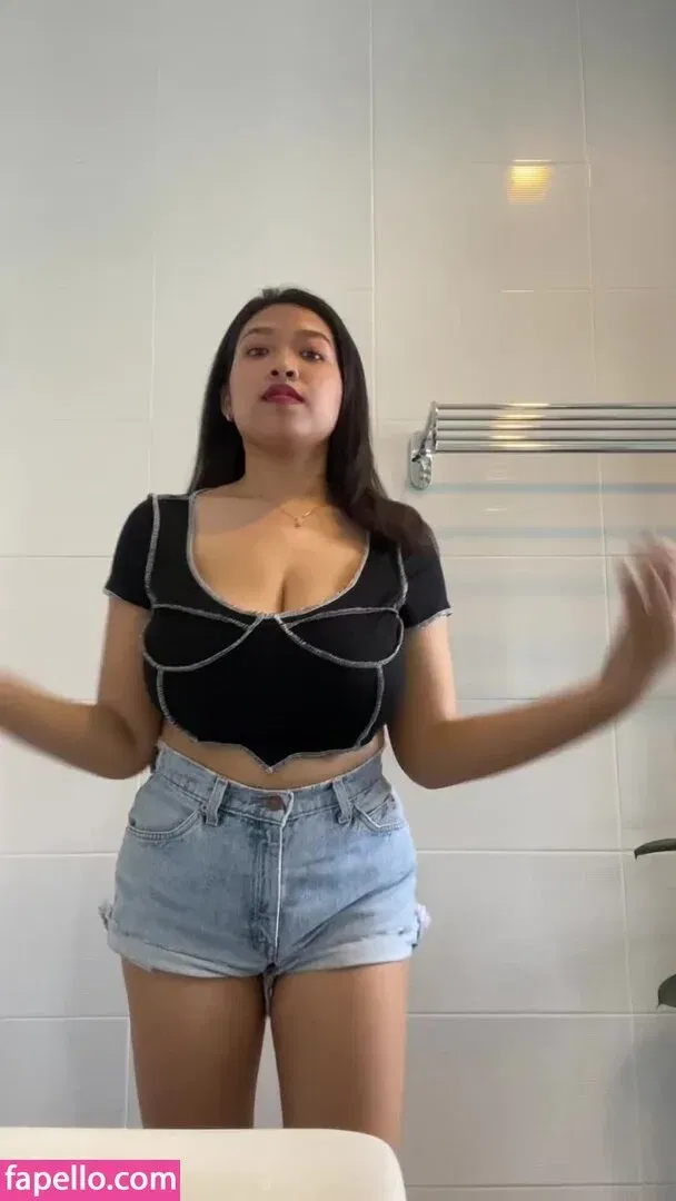 Aoy Chitchanok Onlyfans Photo Gallery 