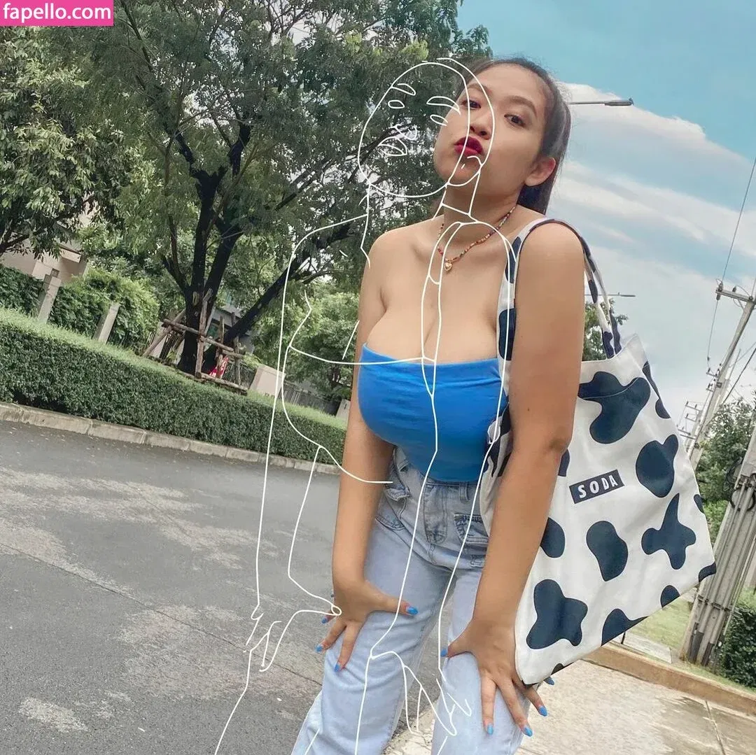 Aoy Chitchanok Onlyfans Photo Gallery 