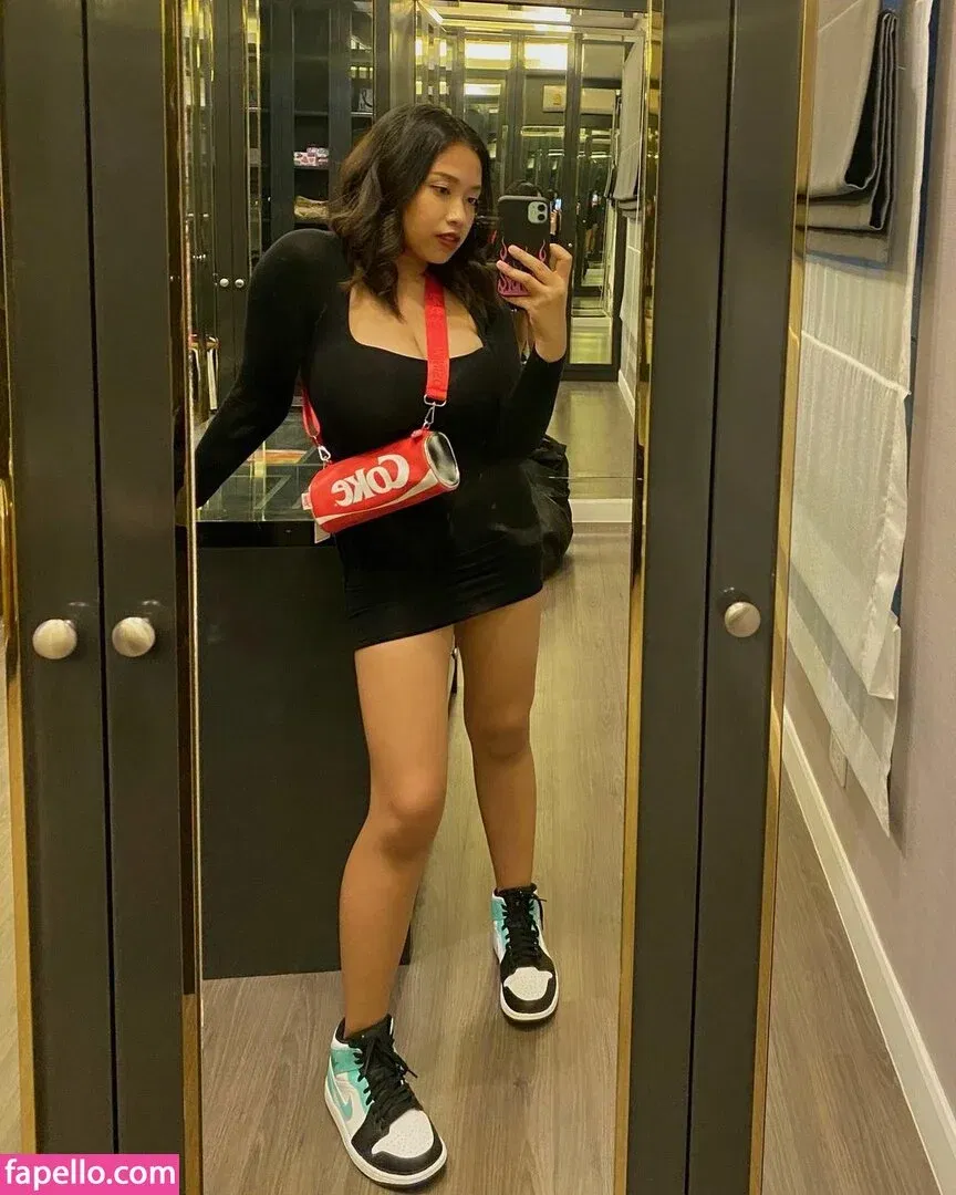 Aoy Chitchanok Onlyfans Photo Gallery 