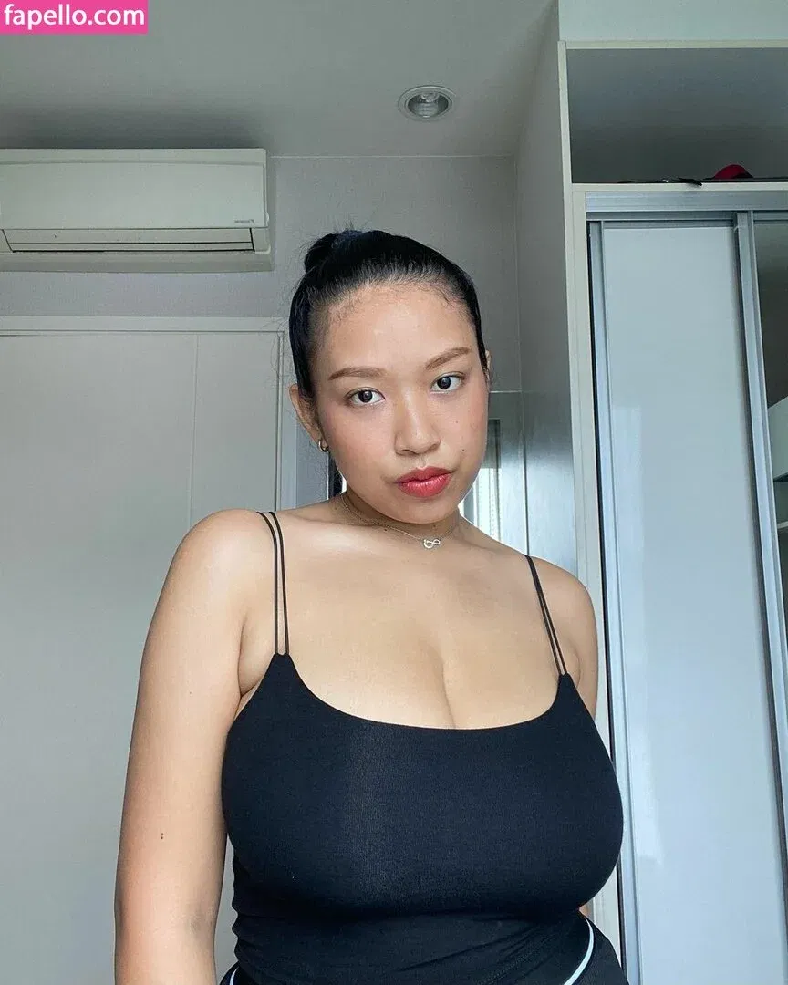 Aoy Chitchanok Onlyfans Photo Gallery 
