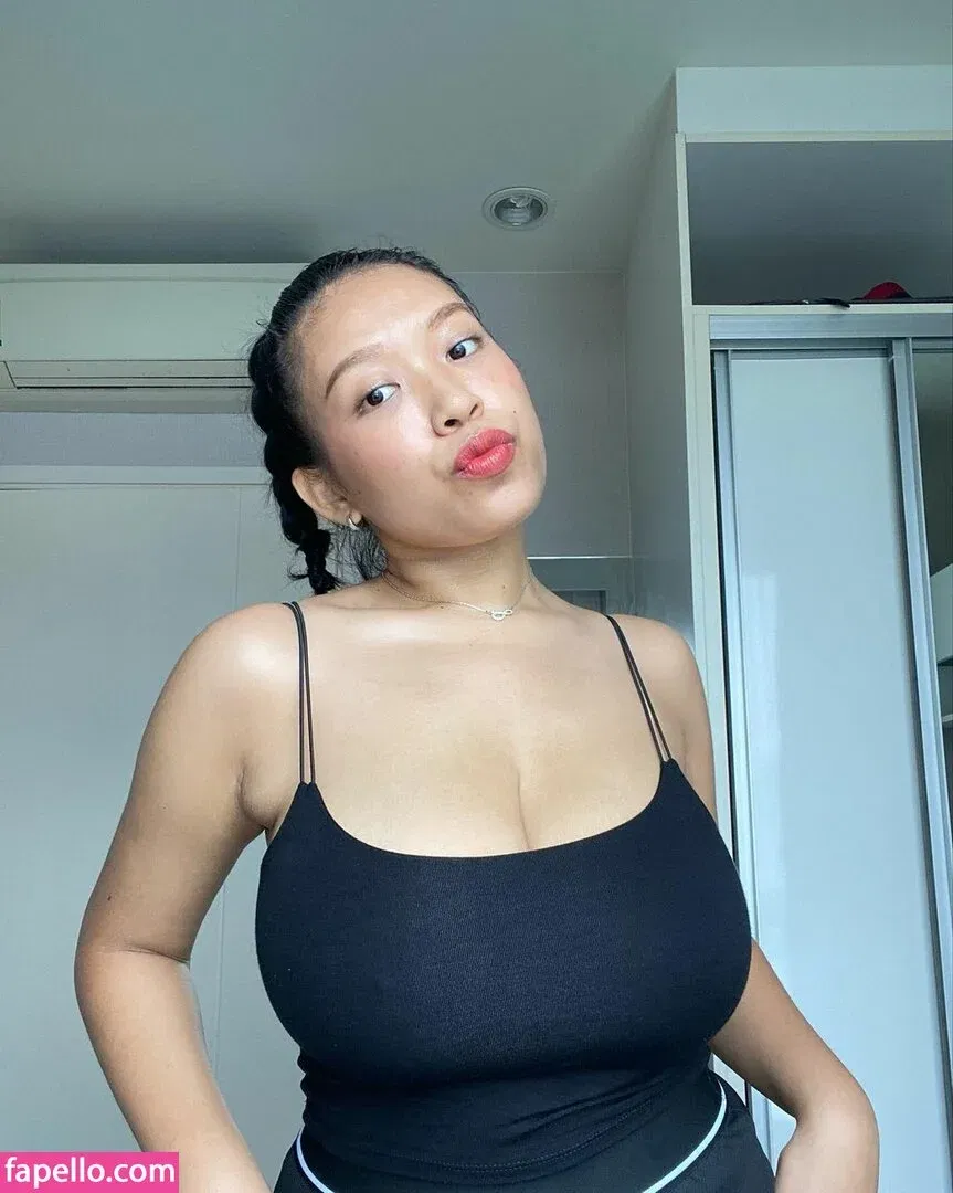 Aoy Chitchanok Onlyfans Photo Gallery 